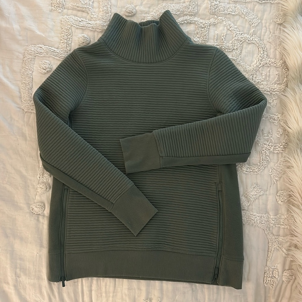 All In Motion green pullover, women’s small